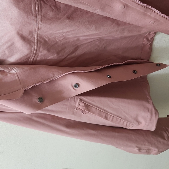 New Fabletics Erika Cropped Lightweight Hooded Jacket, Sz XL, NWT - Picture 8 of 12